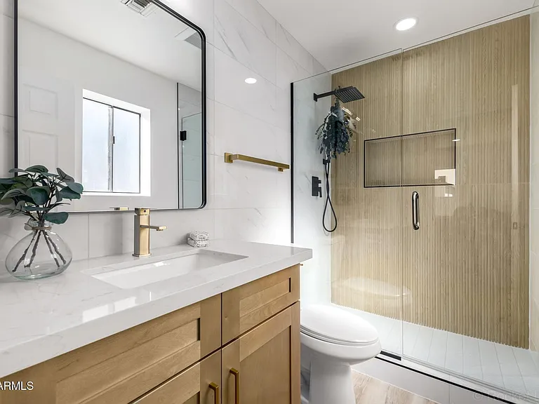 4749 E Contessa St — Photo 18