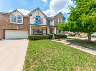 2102 Rustic Ridge Dr, Keller, TX 76248