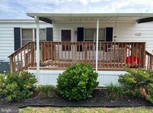 768 E Garden Rd #76, Vineland, NJ 08360