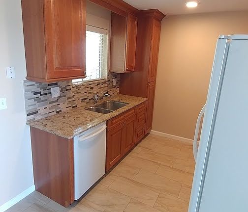 4th image of 10412 N 106th Ave