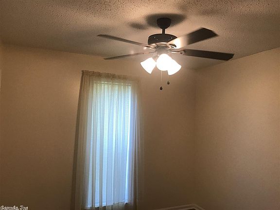 3rd image of 1504 Silver Fox Ln