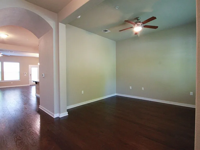 4722 Page St — Photo 13