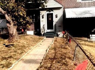 719 Taylor Dr, Folcroft, PA