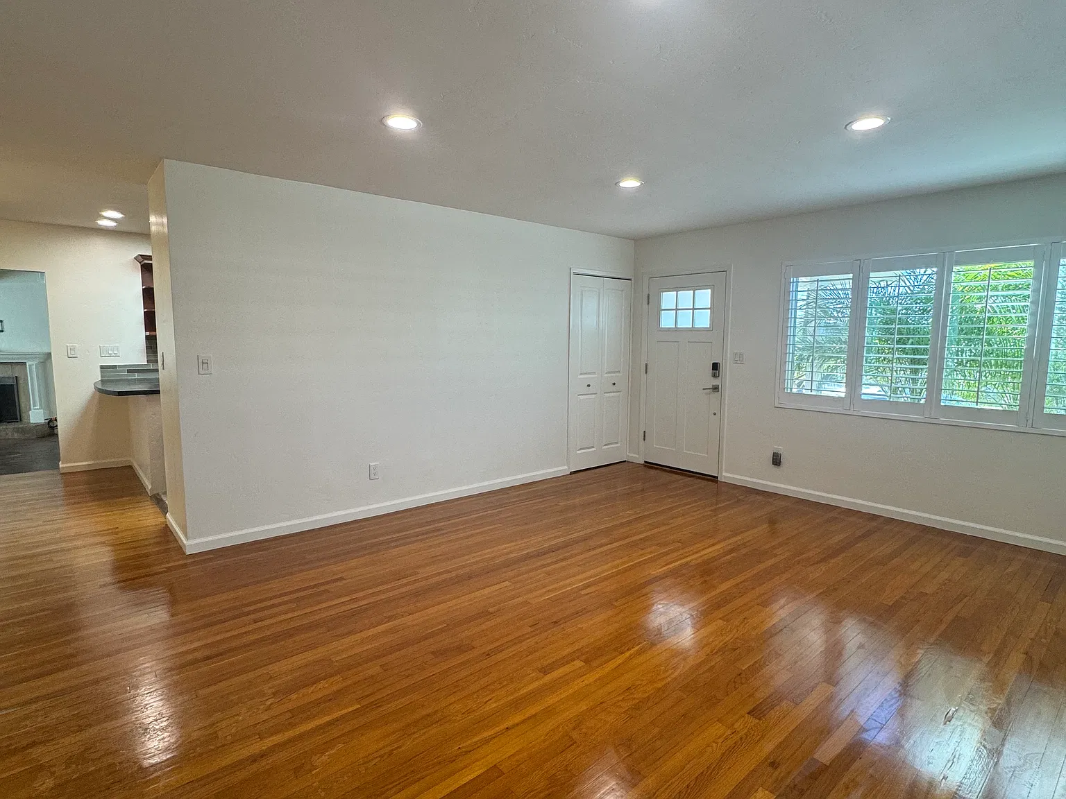 4 bed, 1803 sqft, $5,500 — Photo 4