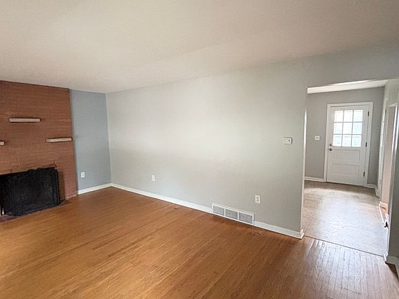 5th image of 10508 Sedalia Ct