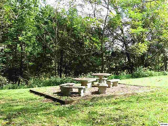 4th image of 1951 River Mist Cir