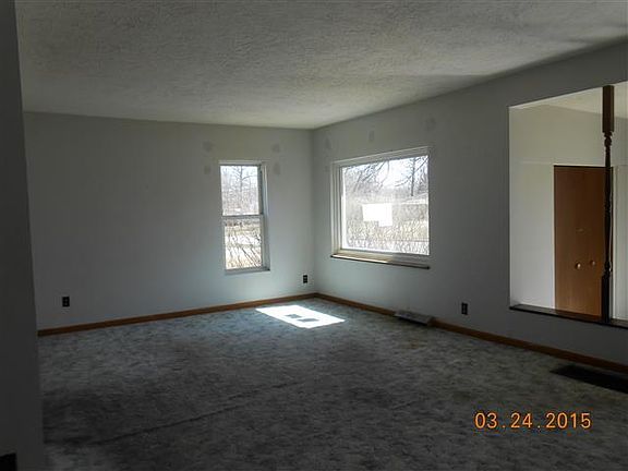 4th image of 737 Robinson Ave