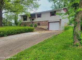 4 Lynn Ave, Fulton, MO 65251