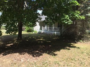 6245 Falkenbury Rd, North Branch, MI 48461