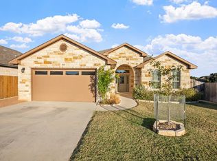 220 Dudley Way, Fredericksburg, TX 78624