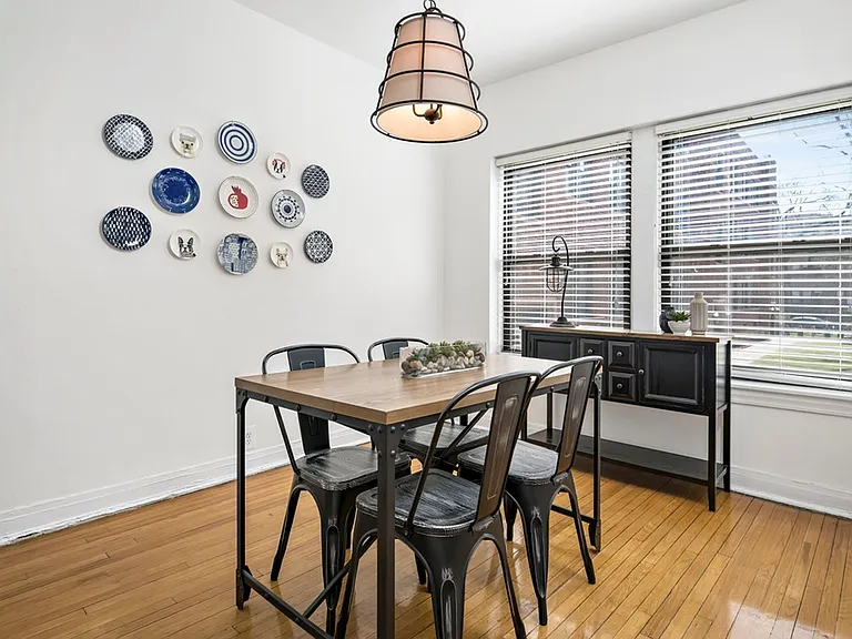 634 W. Cornelia — Photo 12