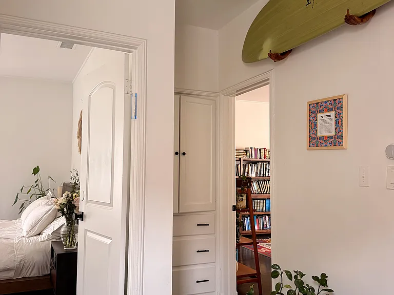 8987 Dayton Way — Photo 10