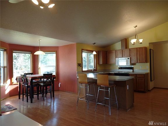 2nd image of 8231 12th Ct SE