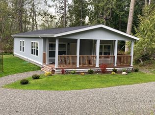 2543 E Marrowstone Rd, Nordland, WA 98358