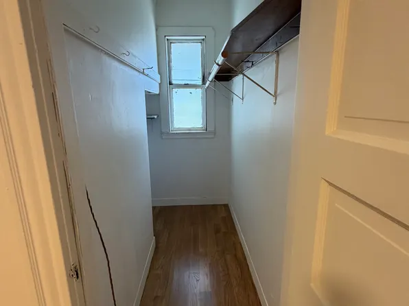 6 Hallam St APT 1, Dorchester, MA 02125