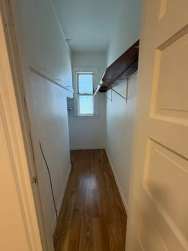 6 Hallam St #1 Photo 1