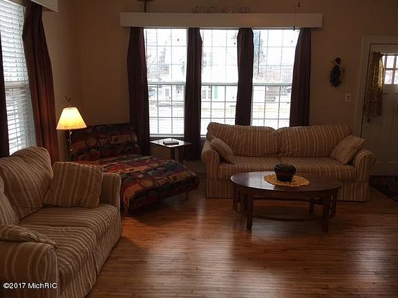 5th image of 210 N James St