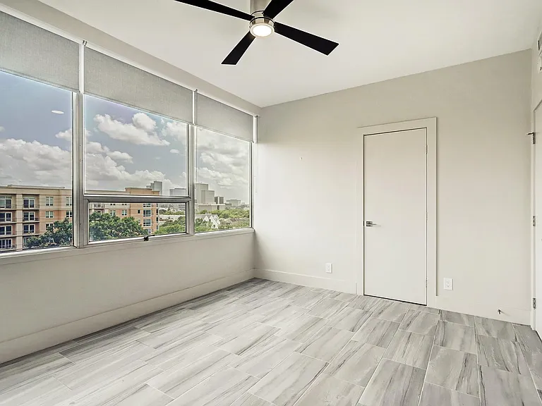 2701 Westheimer Rd #8B — Photo 8