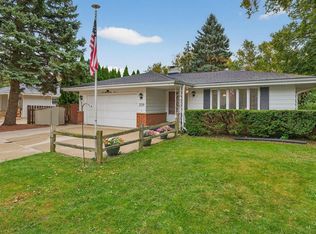 2139 East Leroy AVENUE, Saint Francis, WI 53235