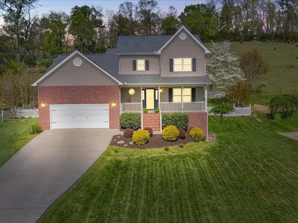 201 Olde Farm Dr, Jonesborough, TN 37659