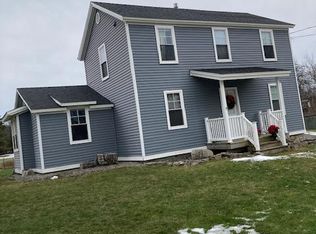 3786 Split Rock Rd, Camillus, NY 13031