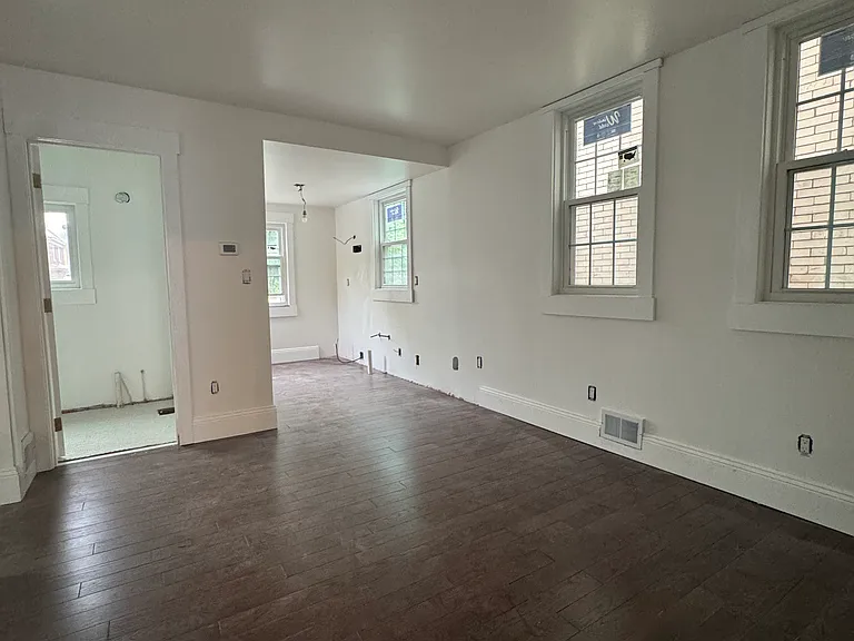 5707 Wellesley Ave #1 — Photo 8