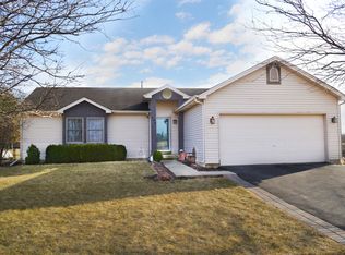 709 W South St, Elburn, IL 60119