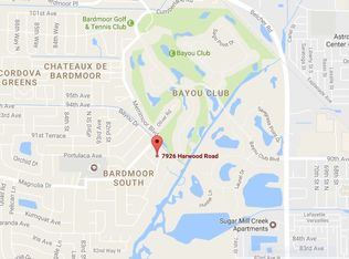 7926 Harwood Rd, Seminole, FL 33777