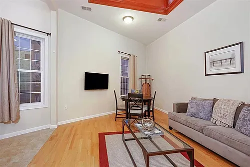 351 Summit Ave #3L Photo 1
