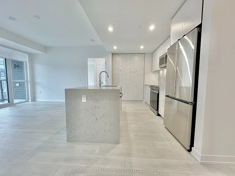 415 Sea Ray Ave #210 — Photo 6
