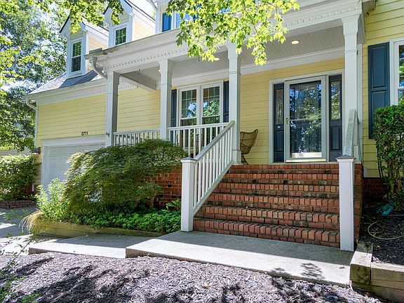 2nd image of 2711 Ashland Dr