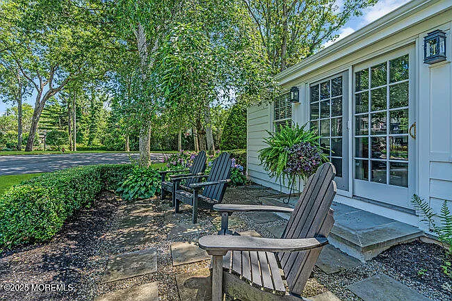 12 Red Oak Dr — Photo 11