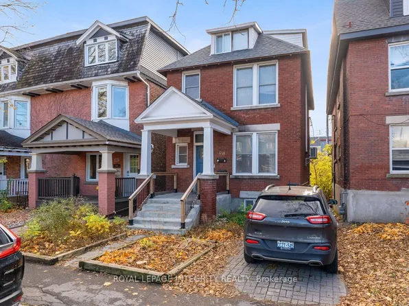 60 Clarey Ave, Ottawa, ON K1S 2R7