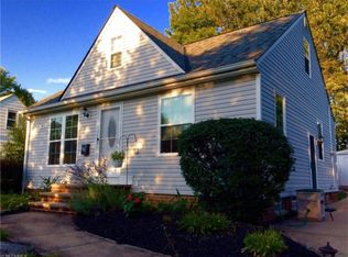 30 Dewhurst Ave, Bedford, OH