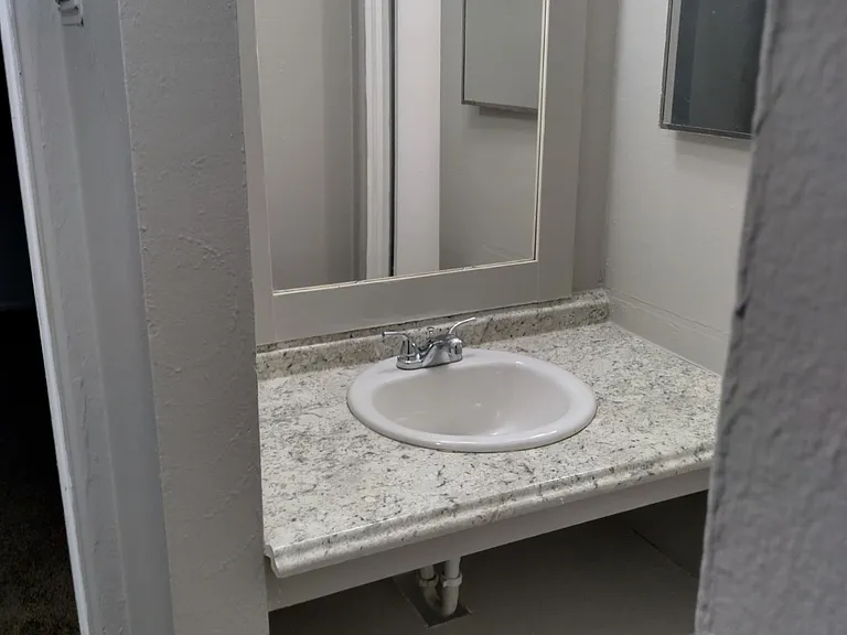 1994 Elmira St #8 — Photo 6