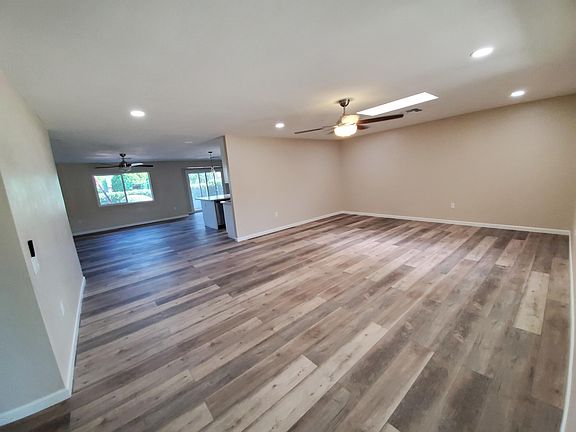 3rd image of 12819 W Jadestone Dr