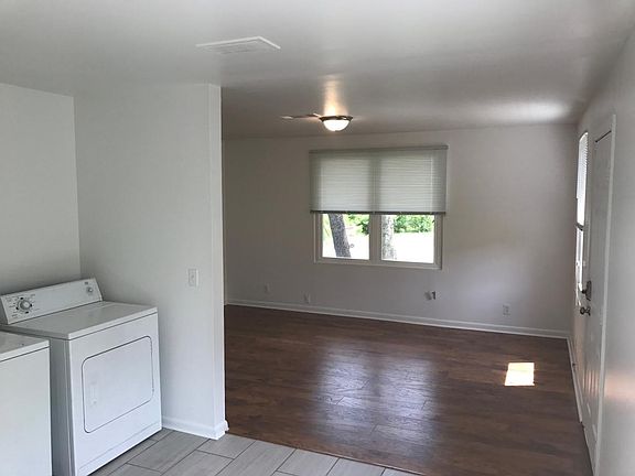 The apartment even comes with a washer and dryer included!