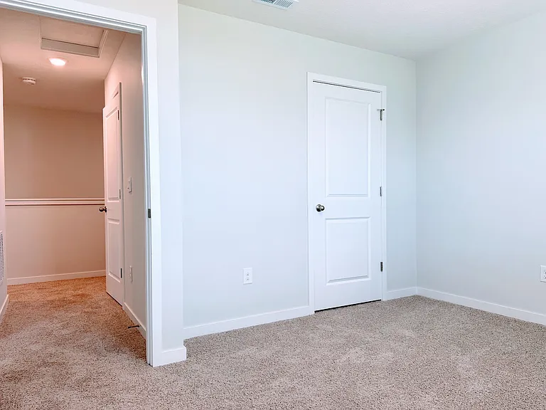 6304 Marinelli Dr N — Photo 23