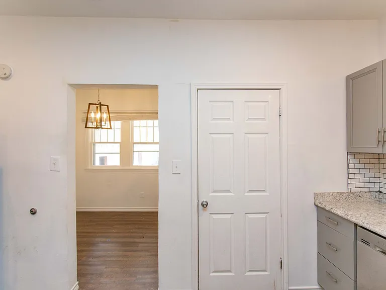 1710 Pearl Ave — Photo 26