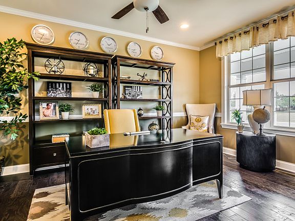 5th image of 836 Arabian Cir
