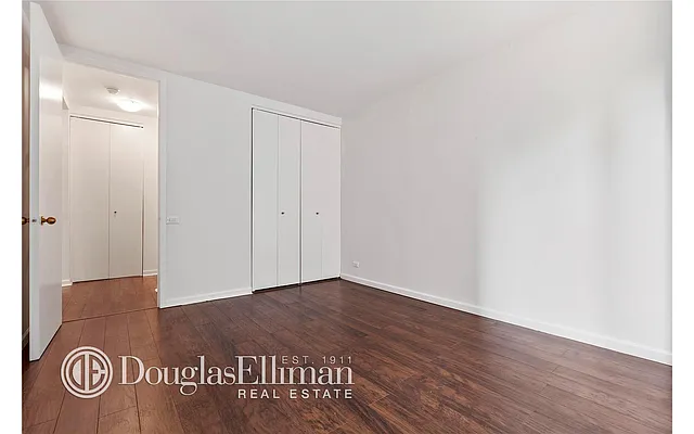 Rented by Douglas Elliman | media 21