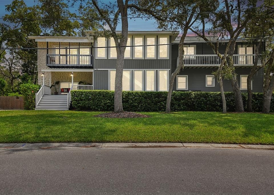 1st image of 700 Seaview Dr
