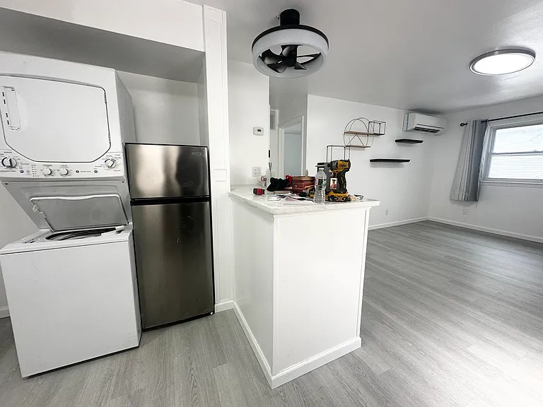 56 Ionia Ave #1 — Photo 6