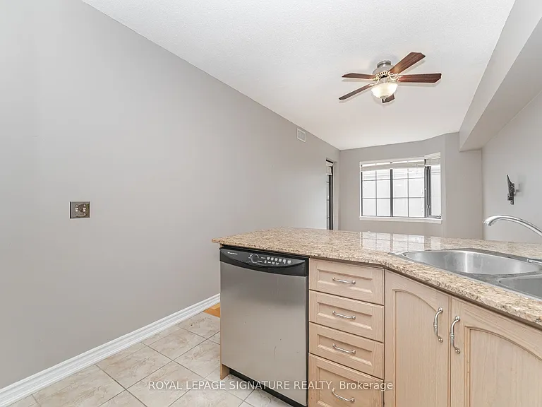 47 Caroline St N #307 — Photo 10