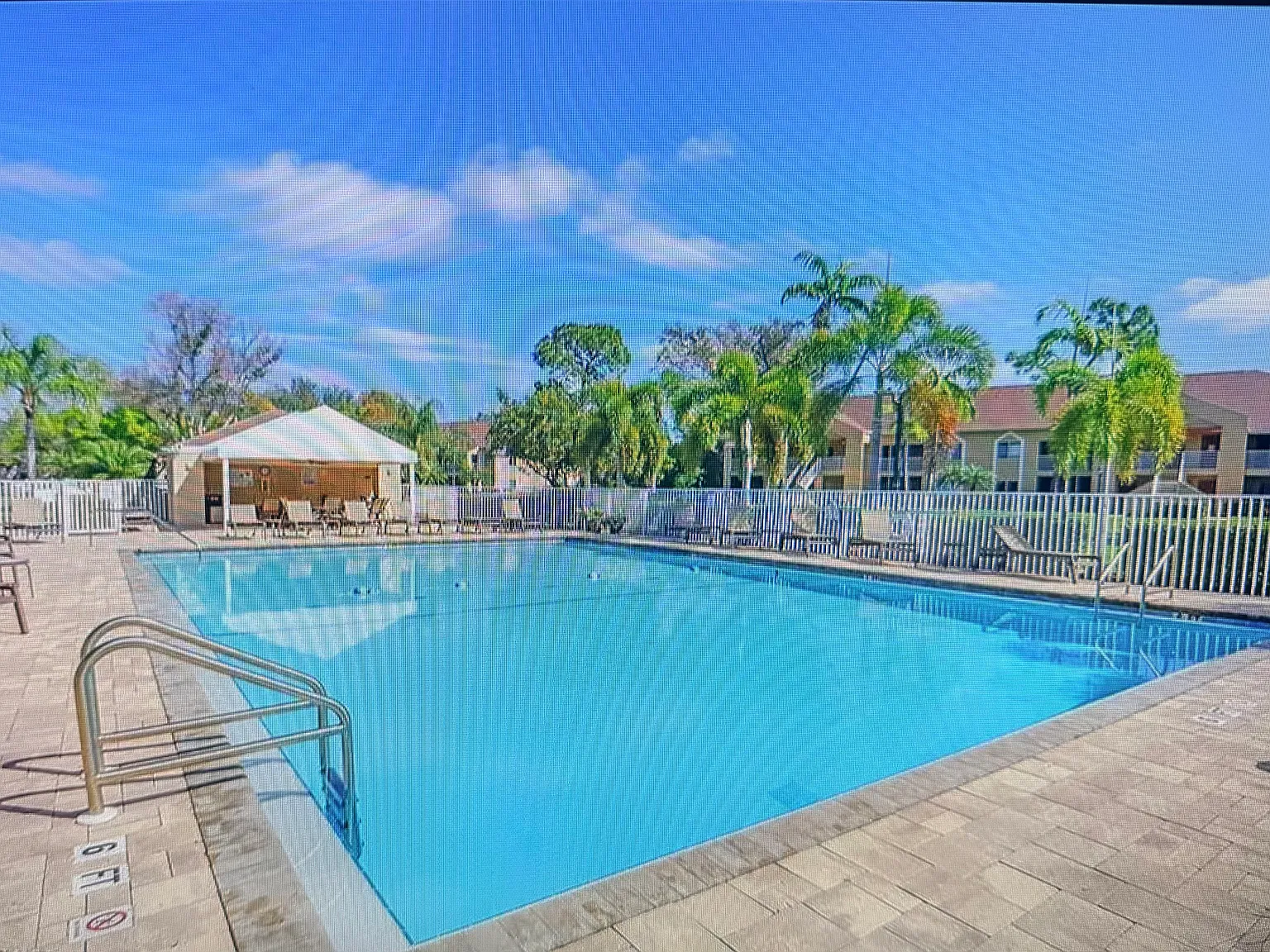 1 bed, 684 sqft, $1,800 — Photo 2