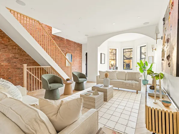 966 Saint John's Place image 1 of 18