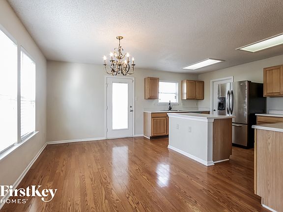 5th image of 9192 Huntleigh Cir