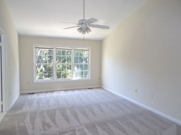 8305 Ridge Crossing Ln — Photo 17