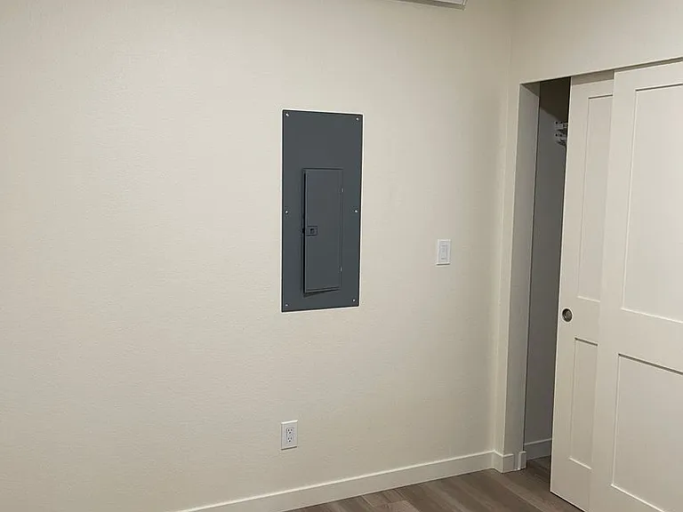 Minor Tower Apartments - Located in Eastlake — Photo 132