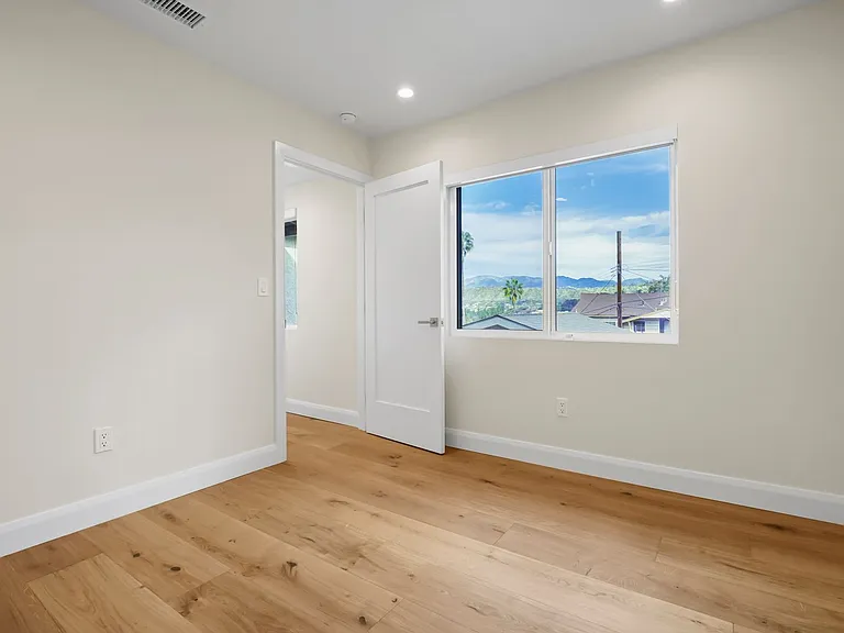 4762 E Charters Ave — Photo 37